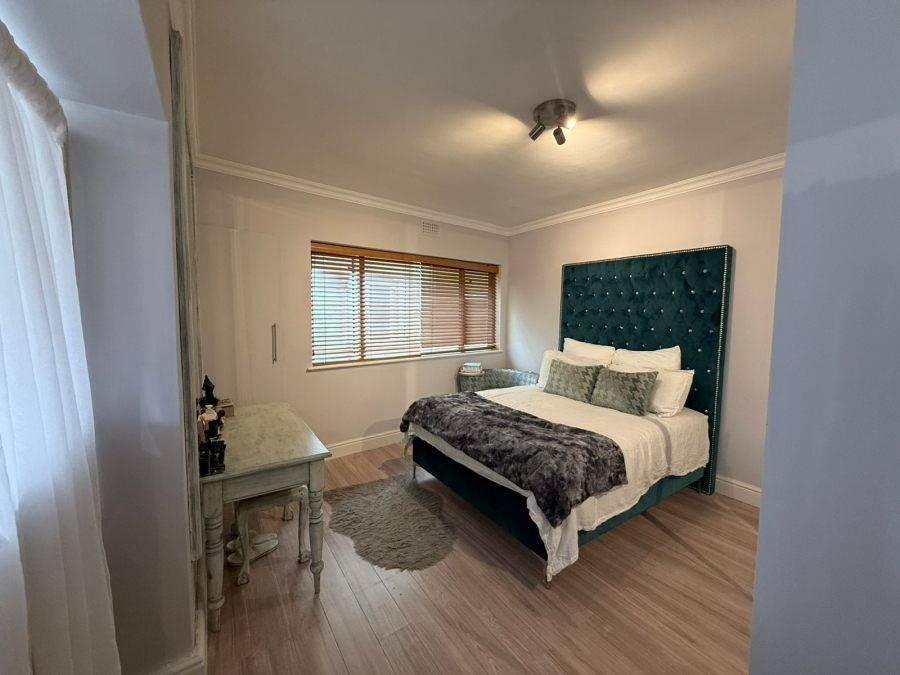 To Let 1 Bedroom Property for Rent in Mouille Point Western Cape